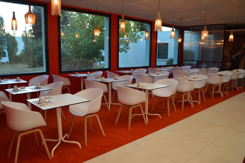 Hotel ibis Styles Auxerre Nord 34/48
