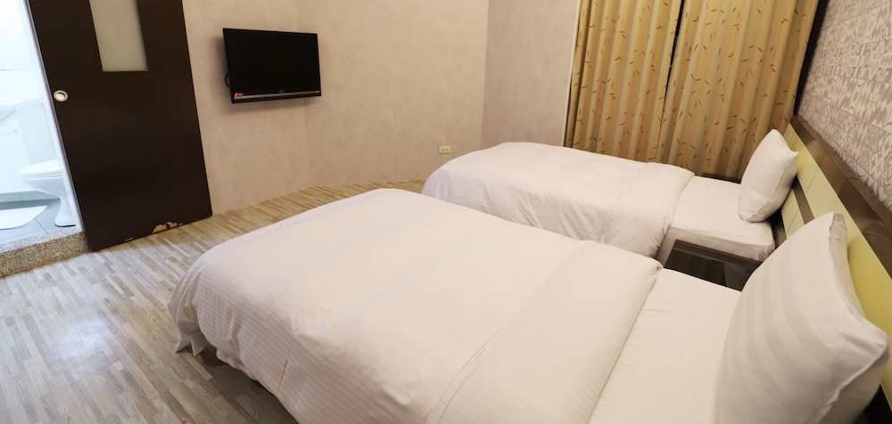 Talmud Hotel - Gong Yuan Branch 39/63