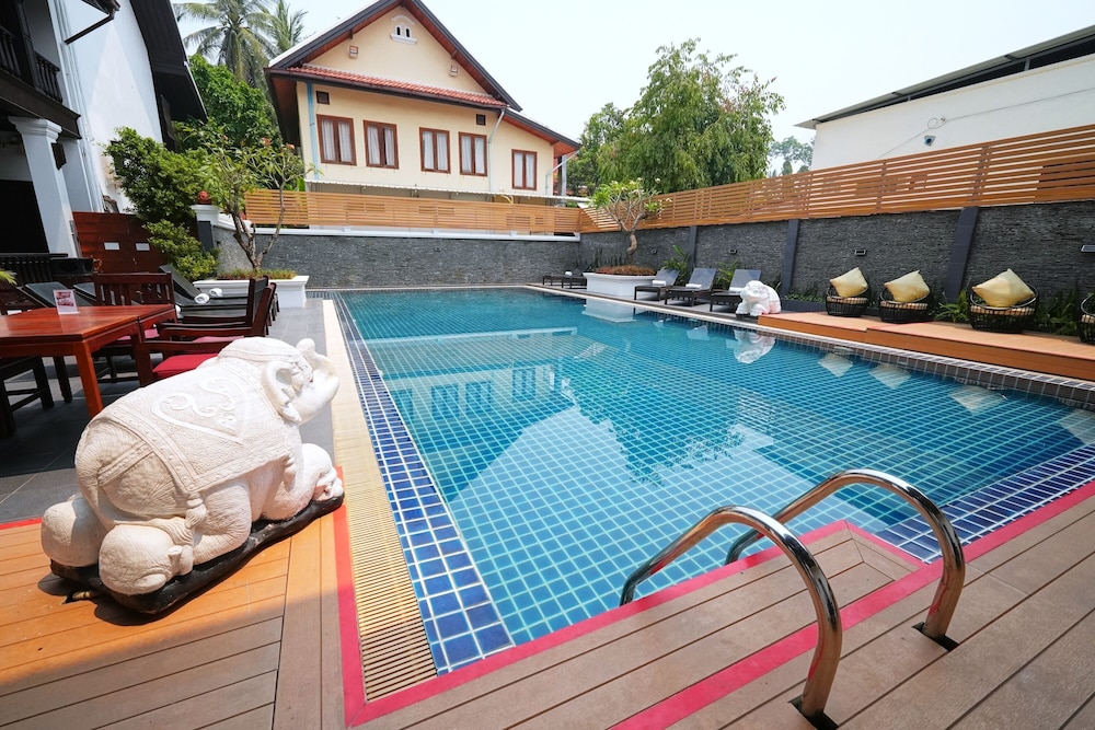 Sada Hotel 23/50