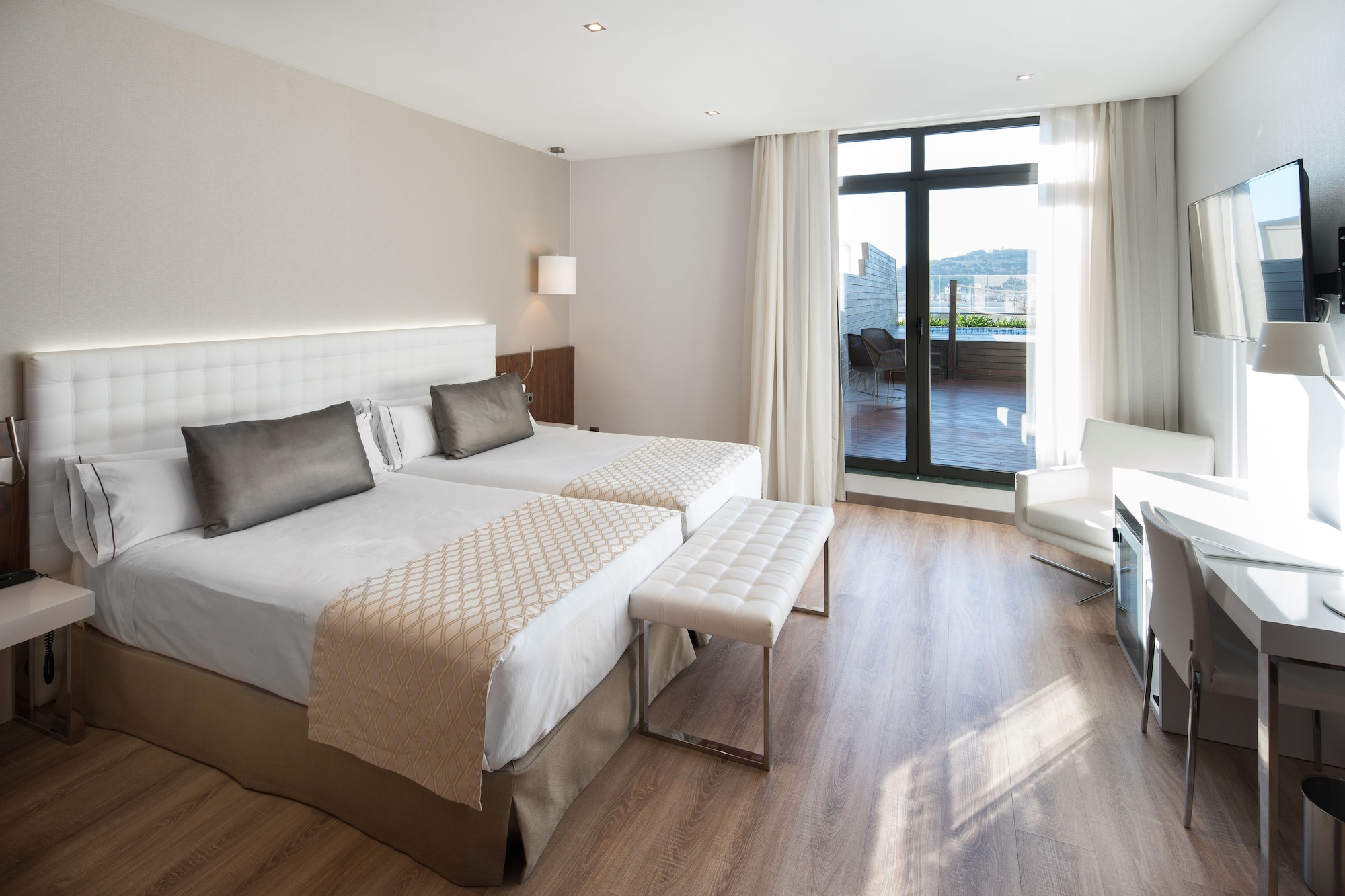 Barcelona, Deluxe, Suite, Single, Double and Bunk Bed, Private Pool