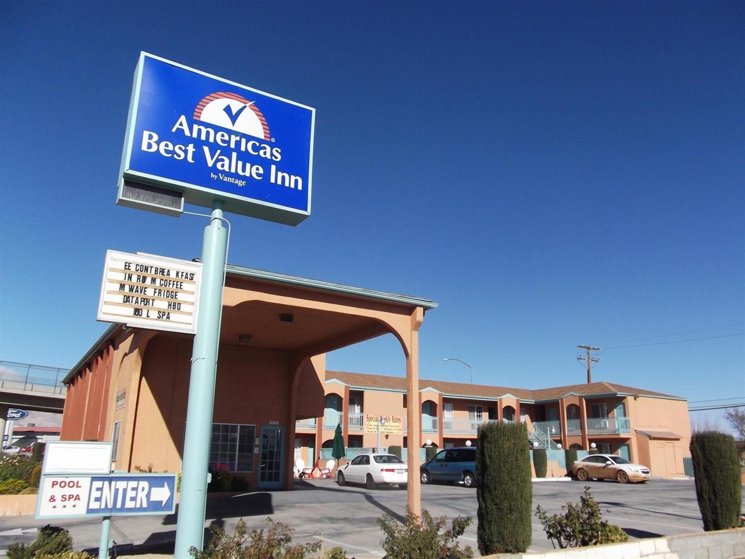 Aerospace Inn Mojave 1/9