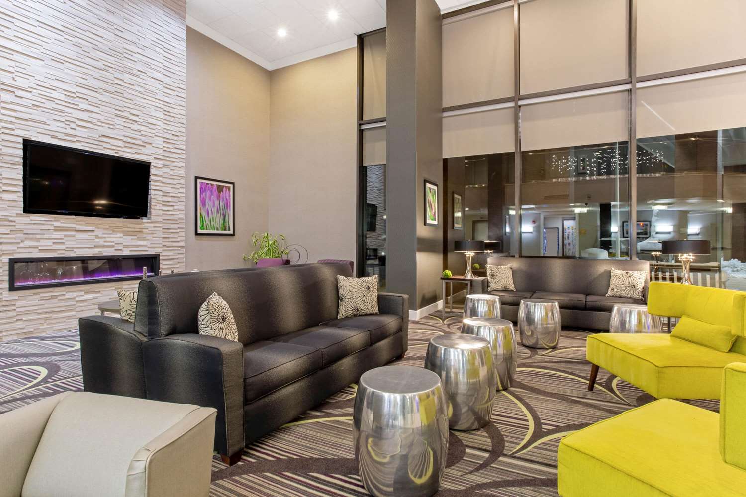 La Quinta Inn & Suites by Wyndham Boston Andover 17/26