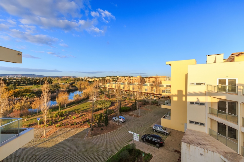 Laguna Vilamoura 74/77