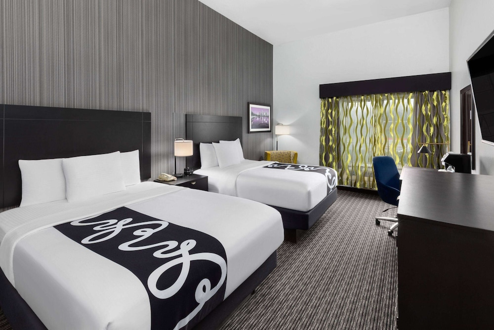 ROOM, 2 QUEEN BEDS, ACCESSIBLE