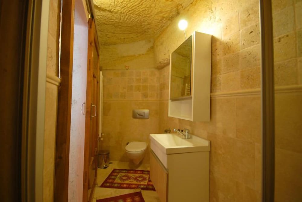 Arif Cave Hotel 46/50