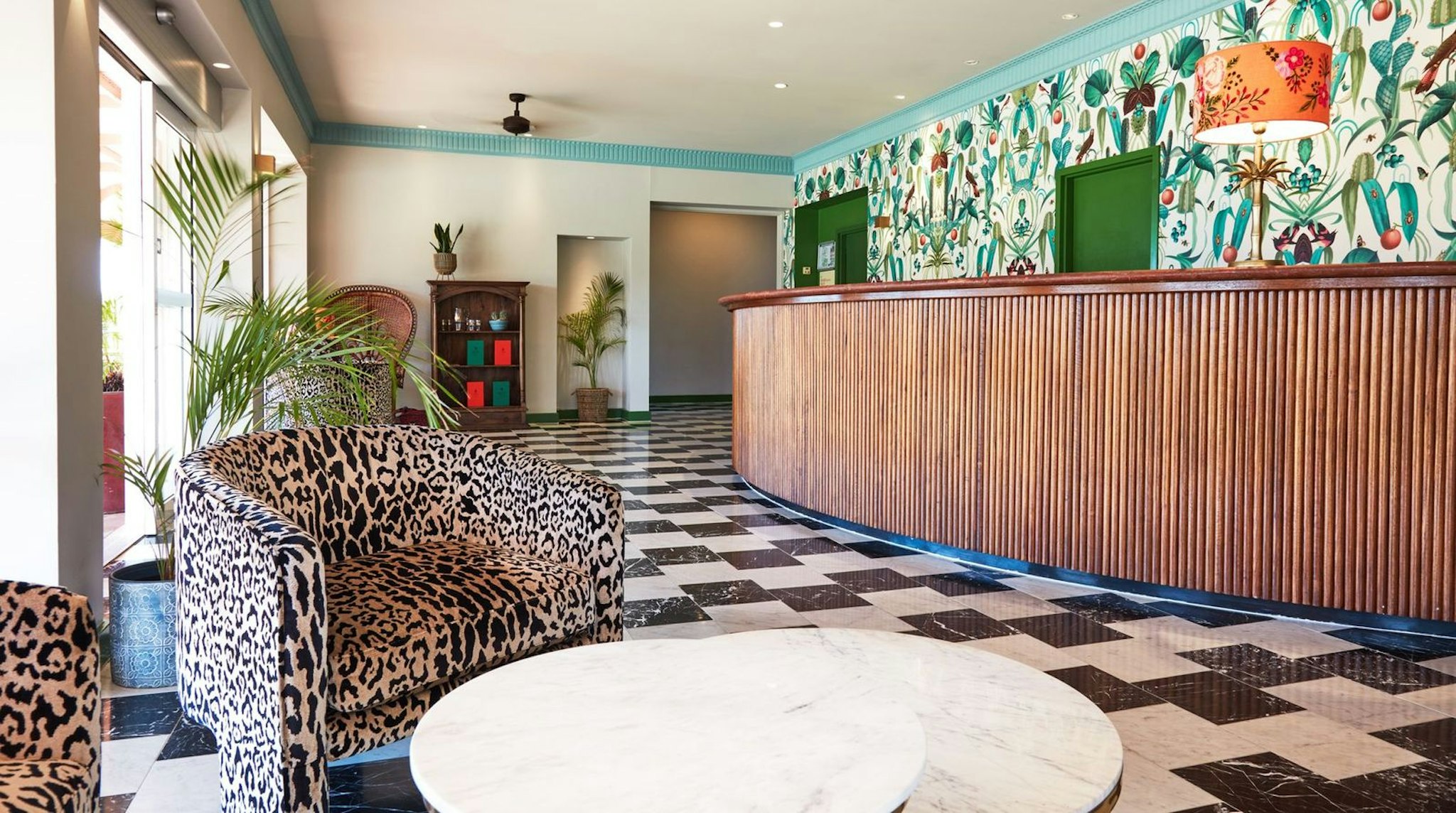 The Continental Hotel 8/62