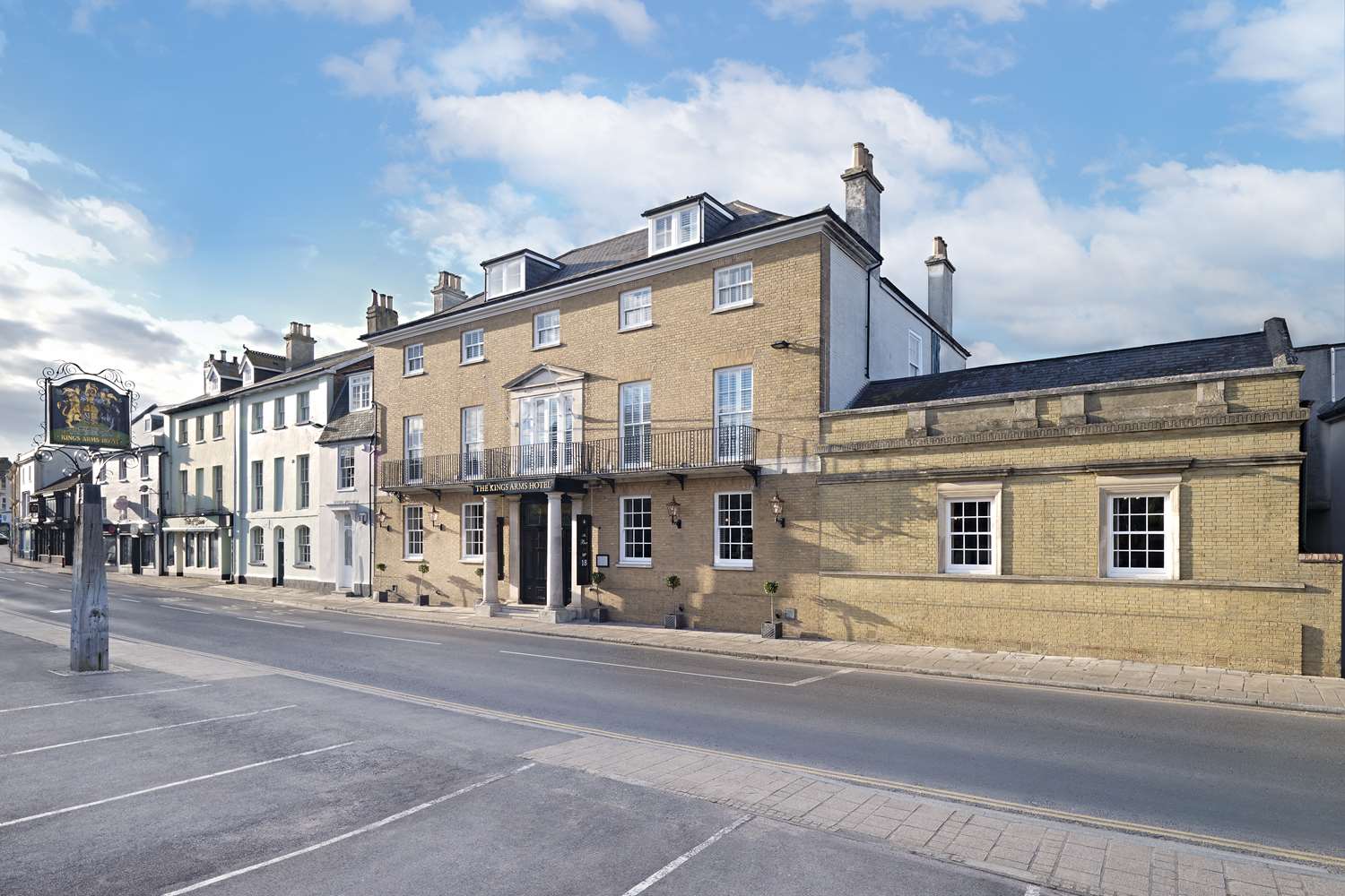 The Kings Arms, WorldHotels Distinctive 2/22