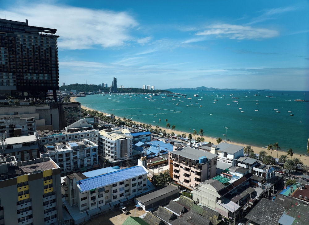 The Weekend Pattaya (ex Tweet Tweet Nest) 48/52