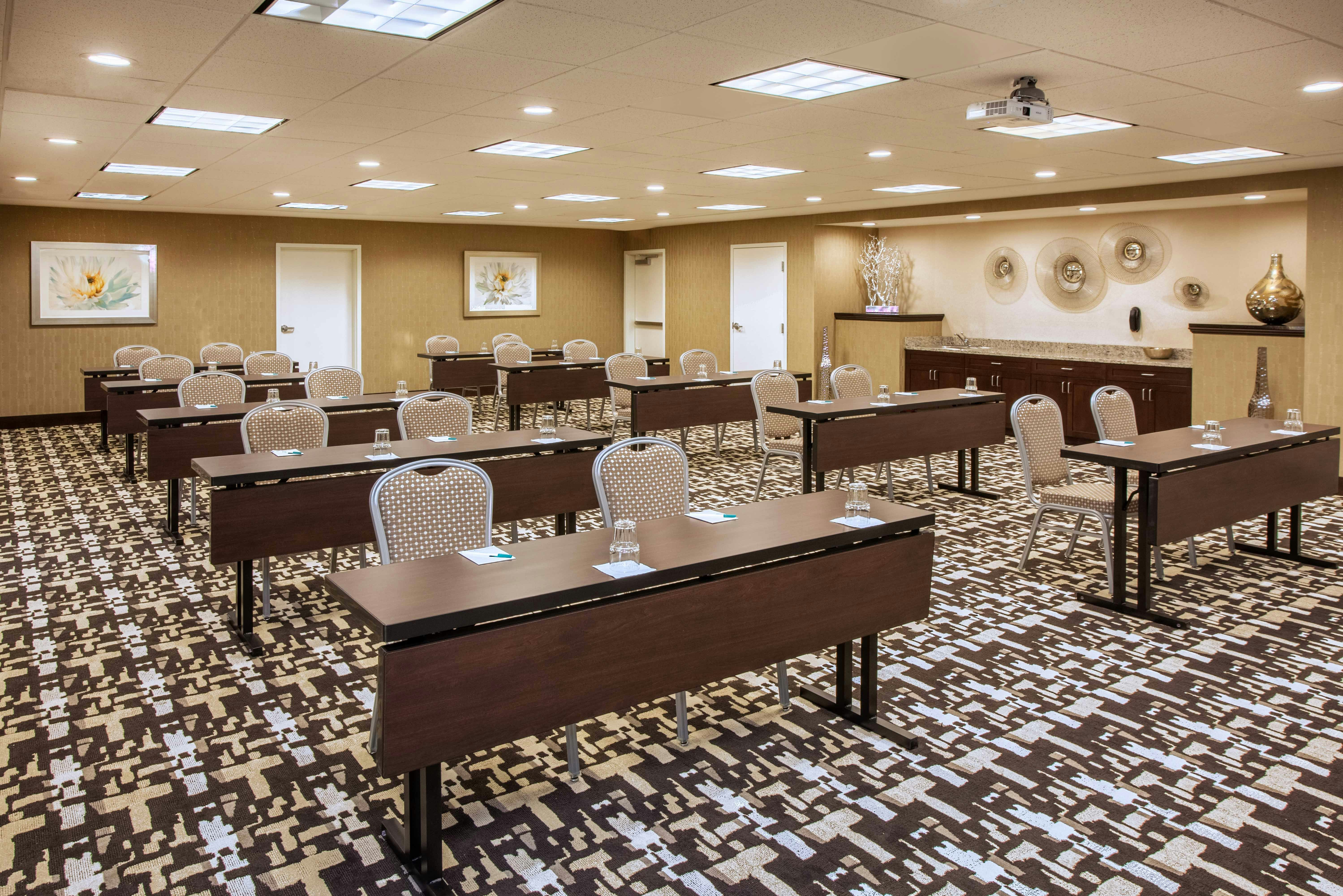 Homewood Suites by Hilton Munster 13/13