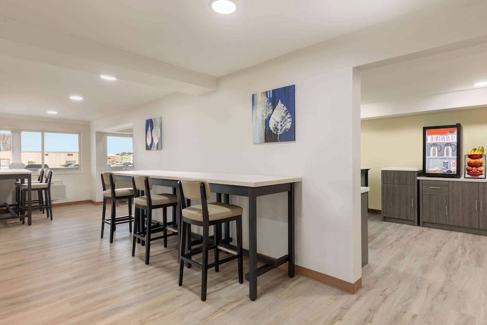 Ramada by Wyndham Miramichi New Brunswick 25/34