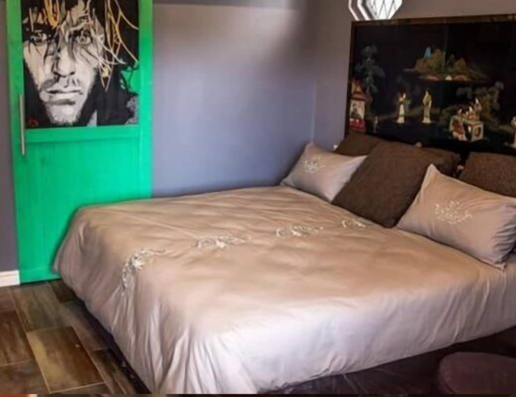 House, 2 Double and Twin Beds