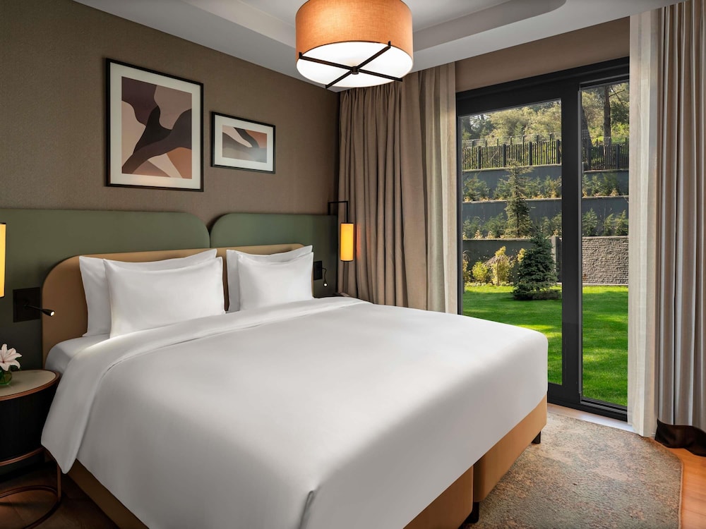 Movenpick Living Istanbul Saklivadi 23/59