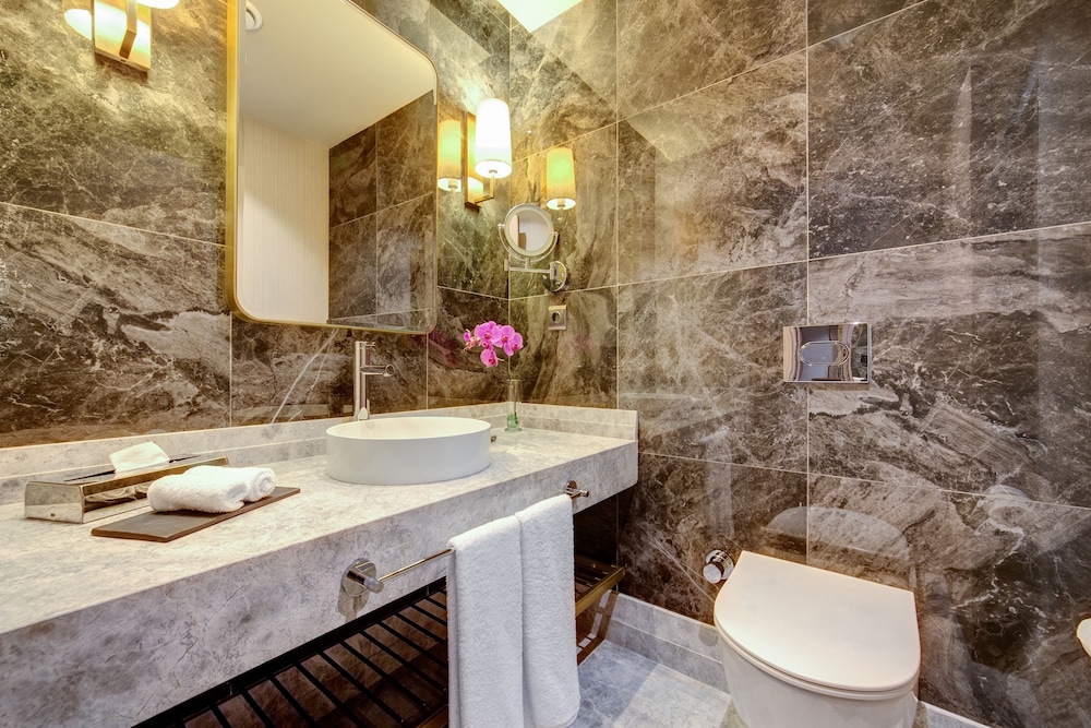 Mersin Hiltonsa Hotel 32/82