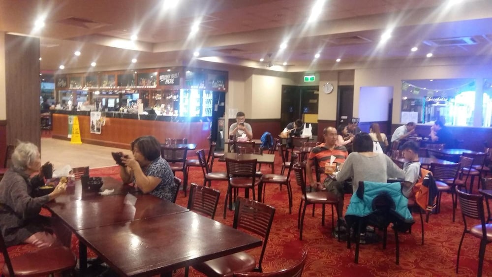 Campsie Hotel 24/26