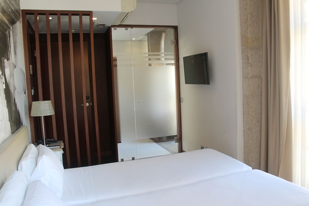 SUPERIOR, TWIN BEDS