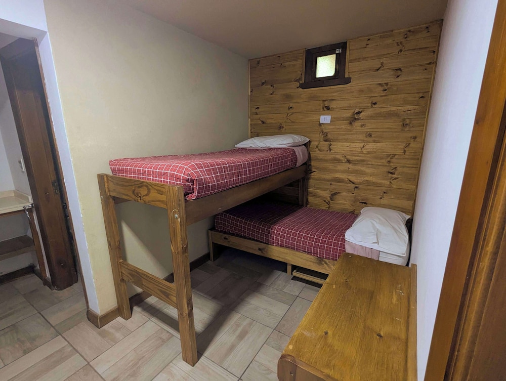 غرفة رباعية، Hosteria Hueney Ruca 8/8