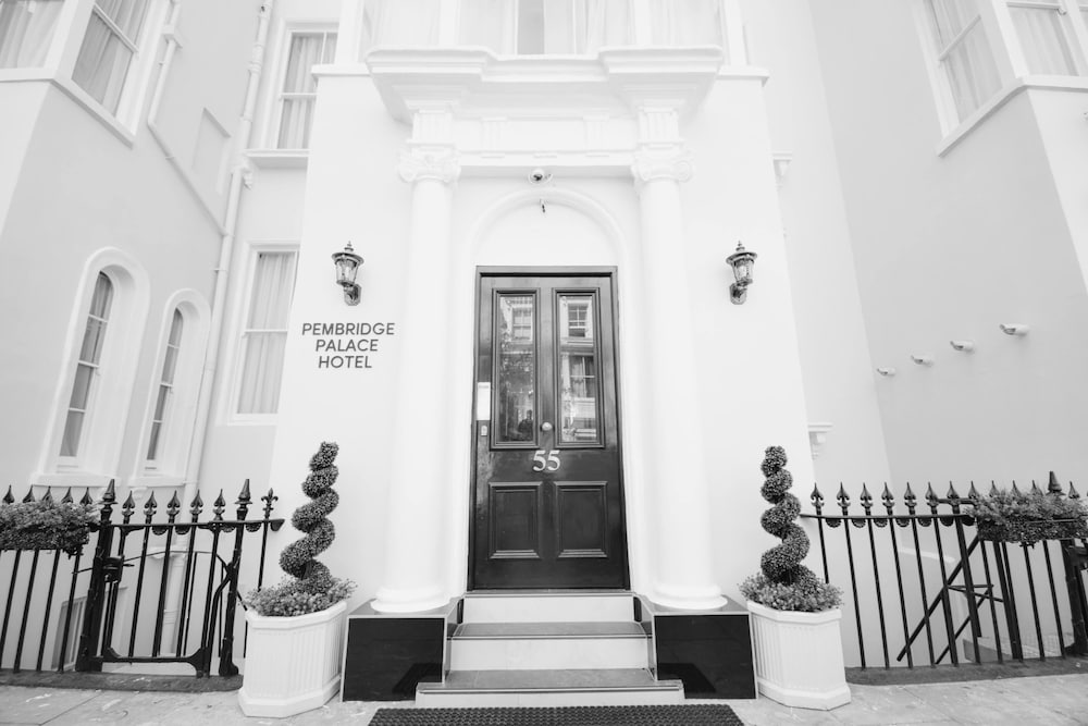 Pembridge Palace Hotel 2/50