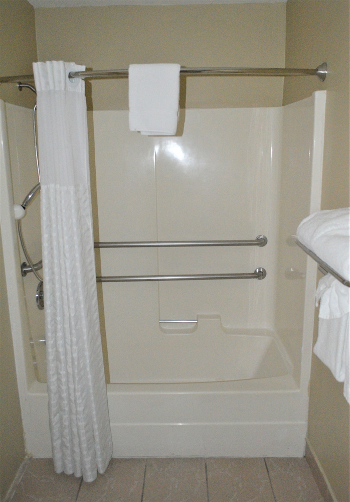 Omeo Suites Glass Beach 46/50