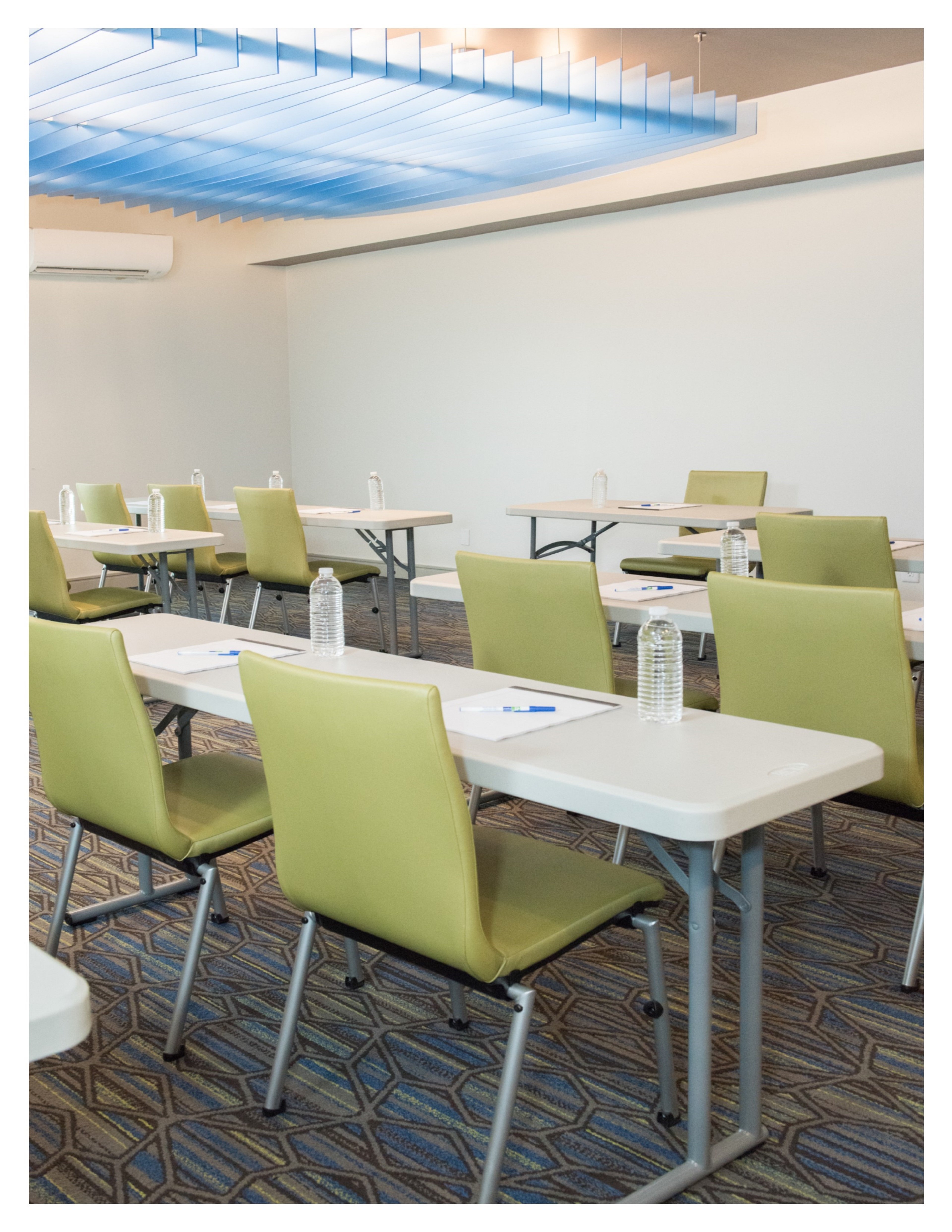Holiday Inn Express Pascagoula Moss Point 27/36