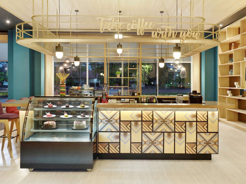 Mercure Makassar Nexa Pettarani 6/47