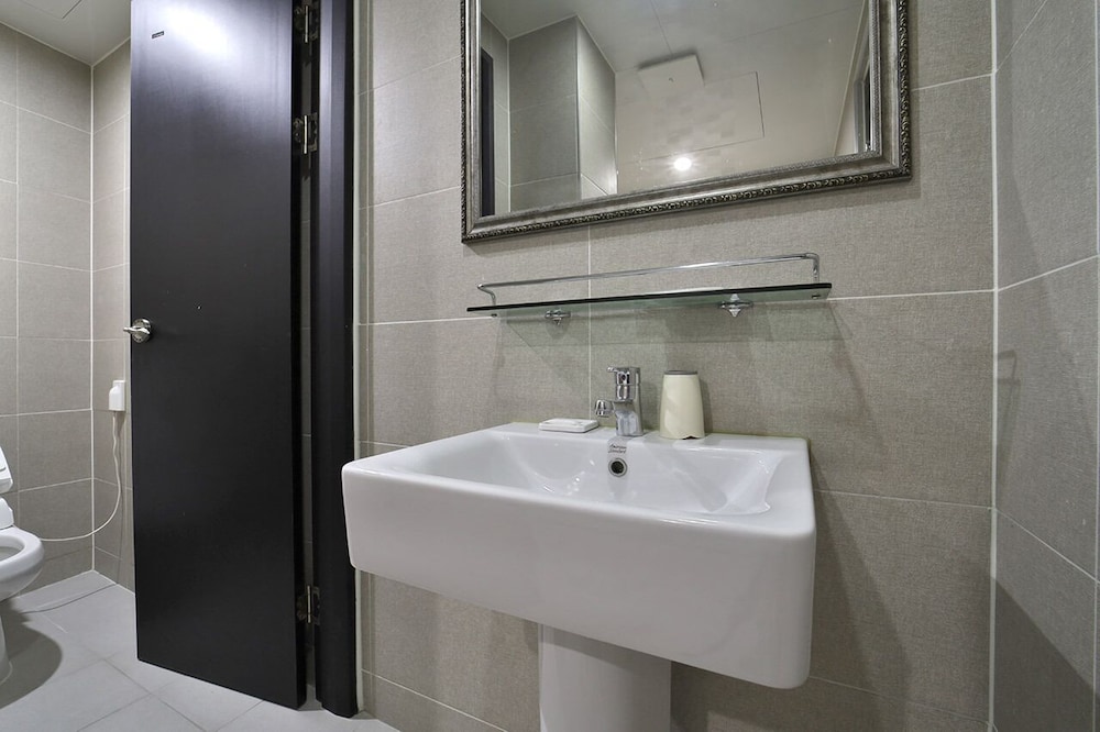 Hotel Platinum 33/37