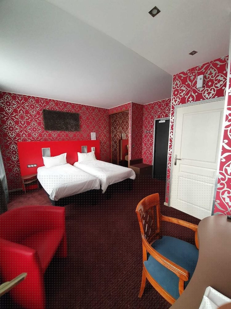 Le Grand Hôtel de Valenciennes 34/71