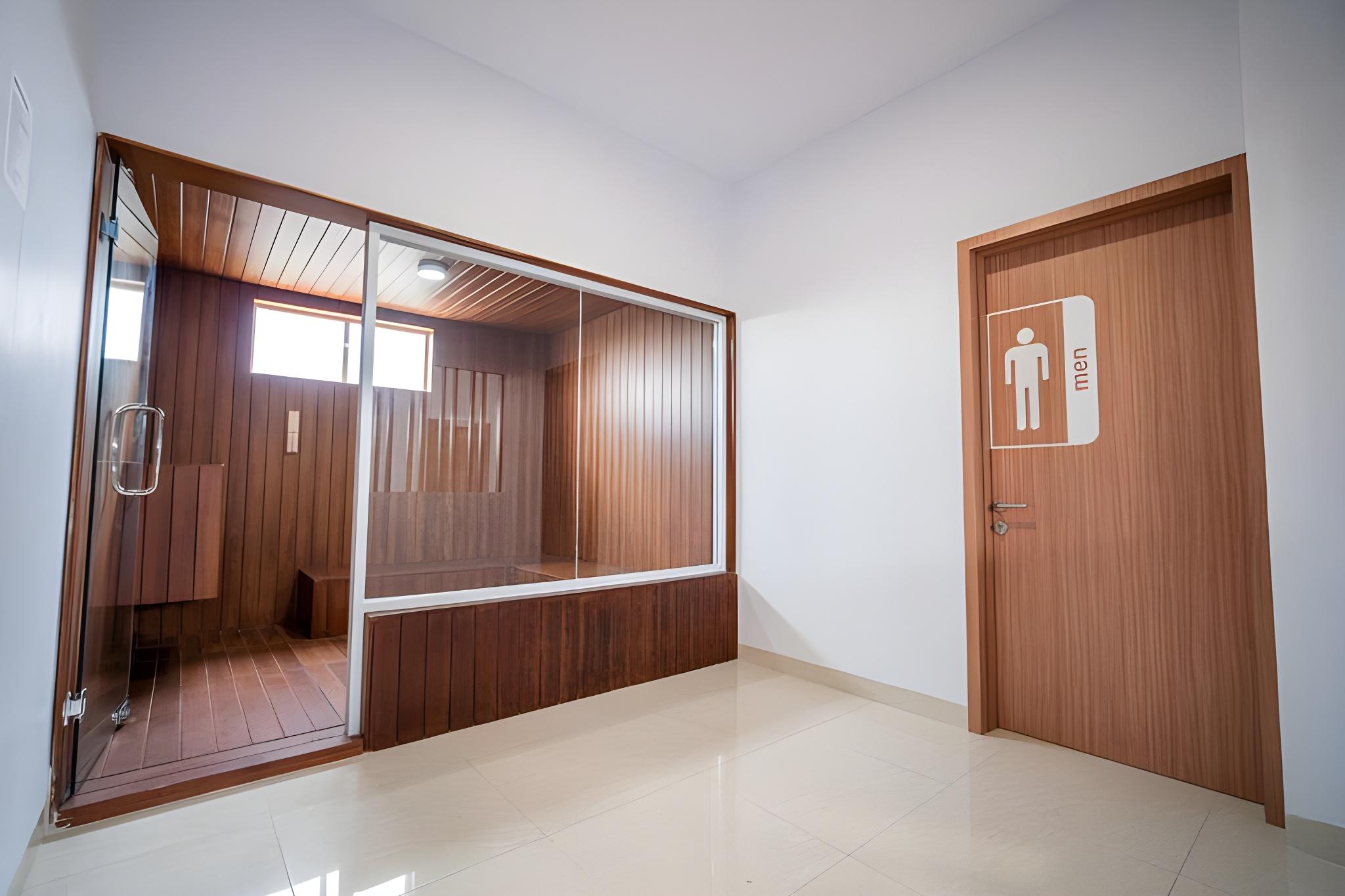 Hotel Premier Makassar 6/12