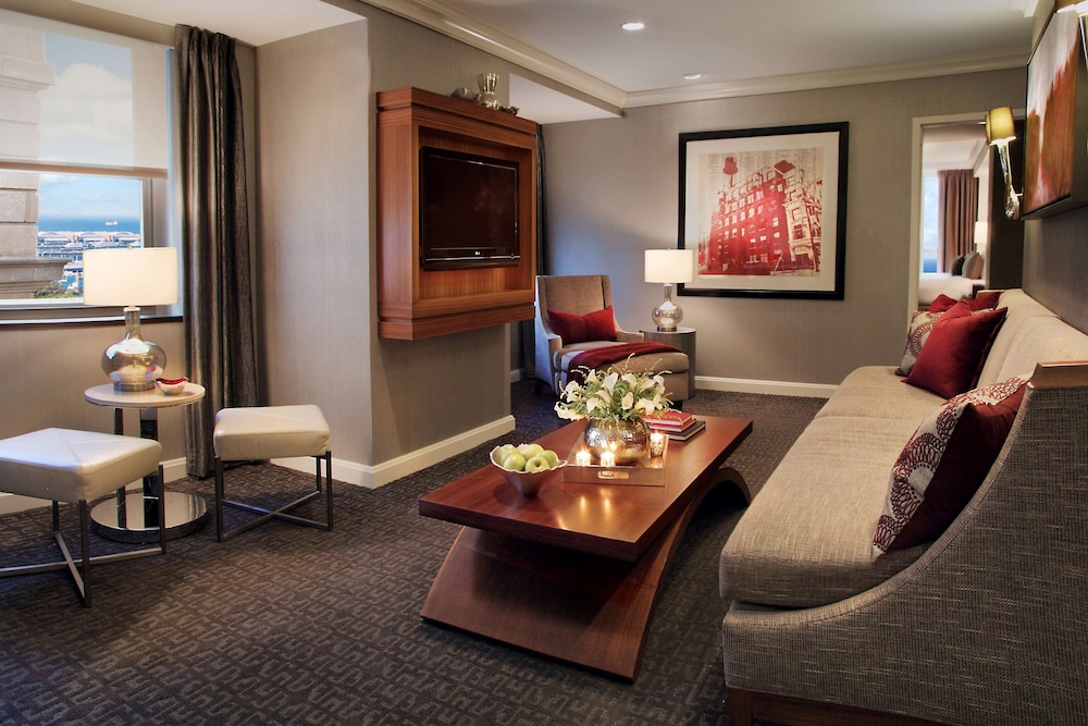 Hilton Chicago 48/86