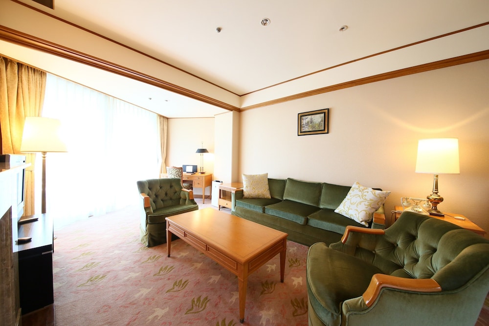 Nara Hotel 45/72