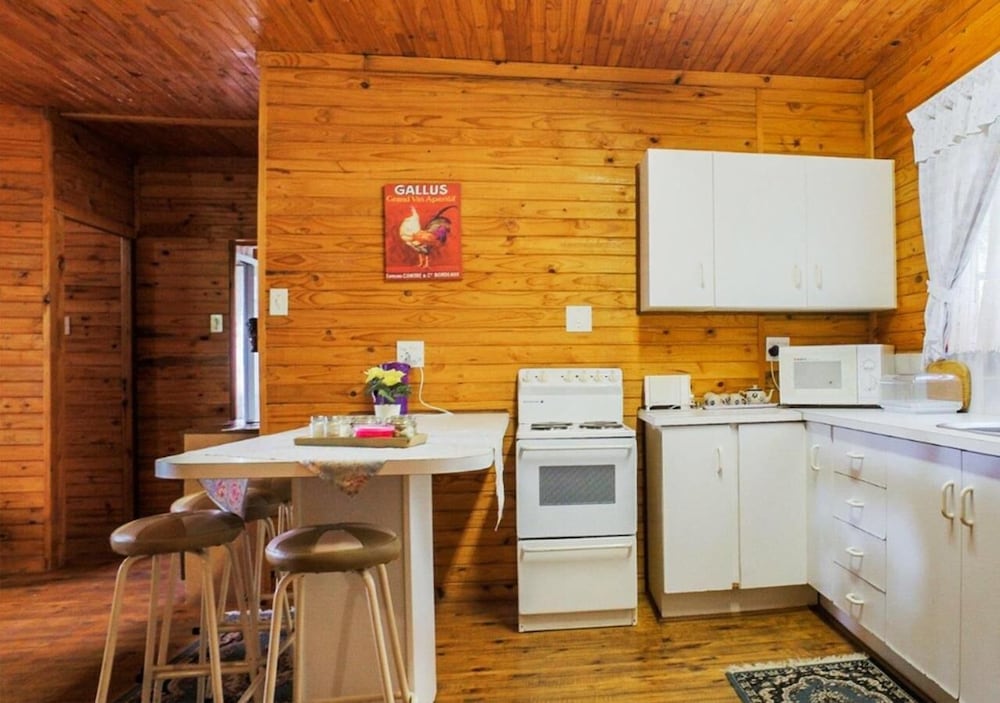 Viewpoint Lodge 50/50