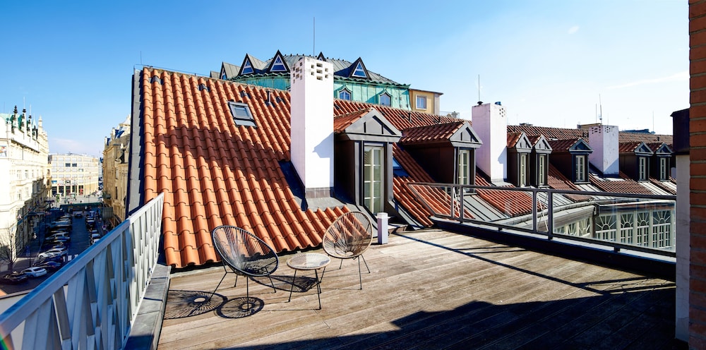 Golden Angel Suites by Adrez Living 53/62