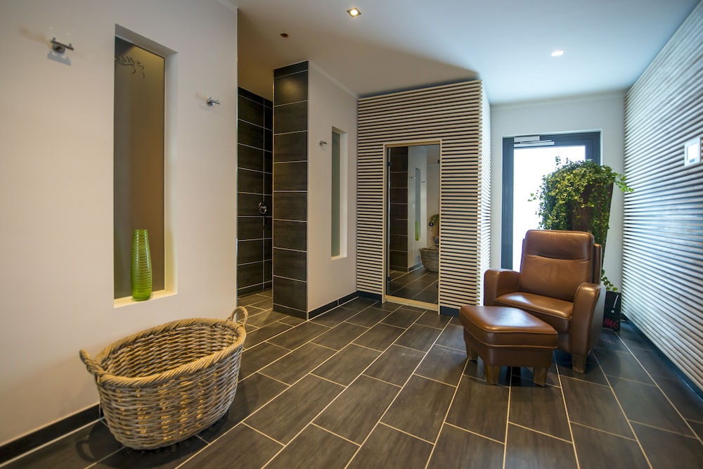 Landidyll Hotel Gasthof Zum Freden 29/49