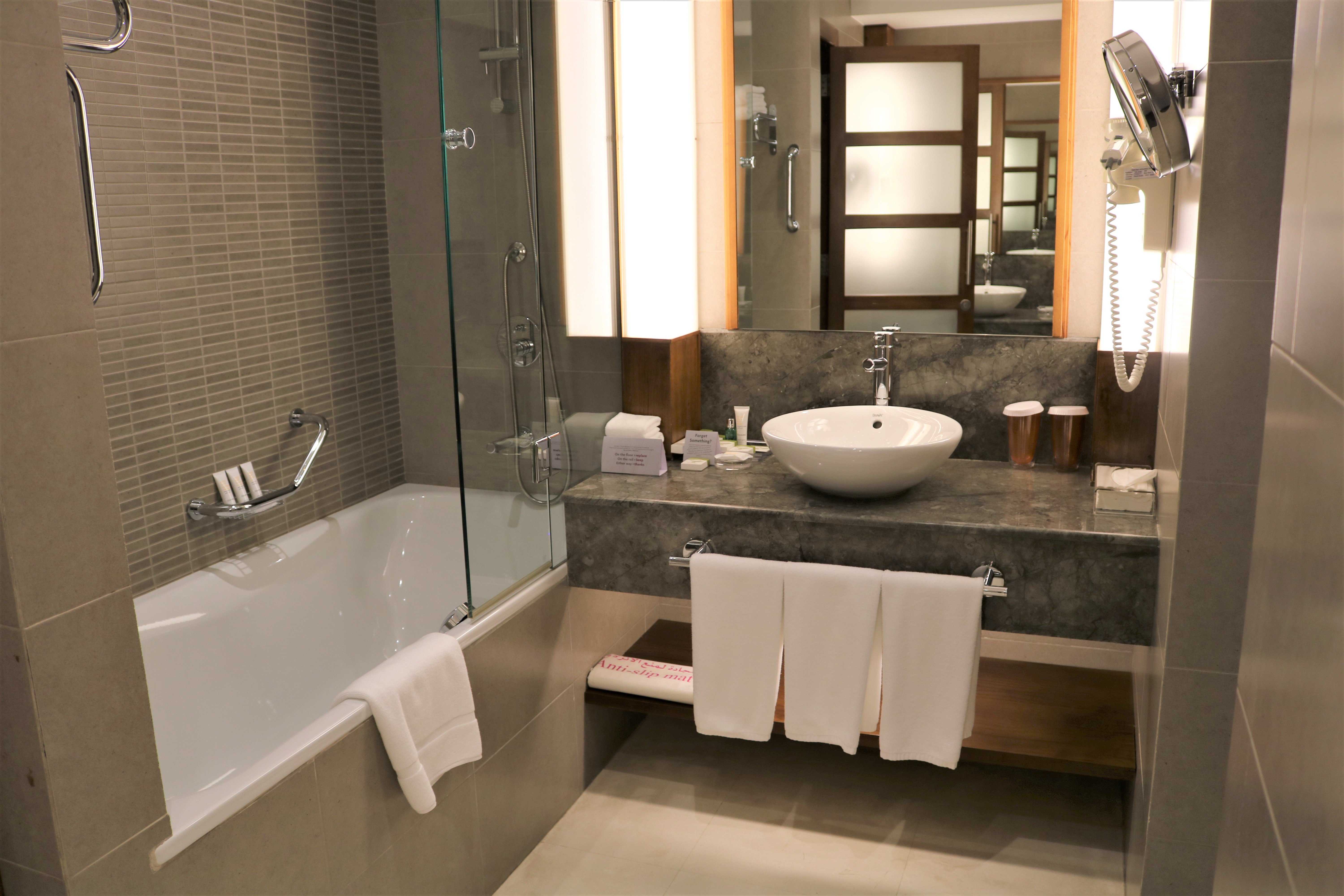 Crowne Plaza Sohar 81/81