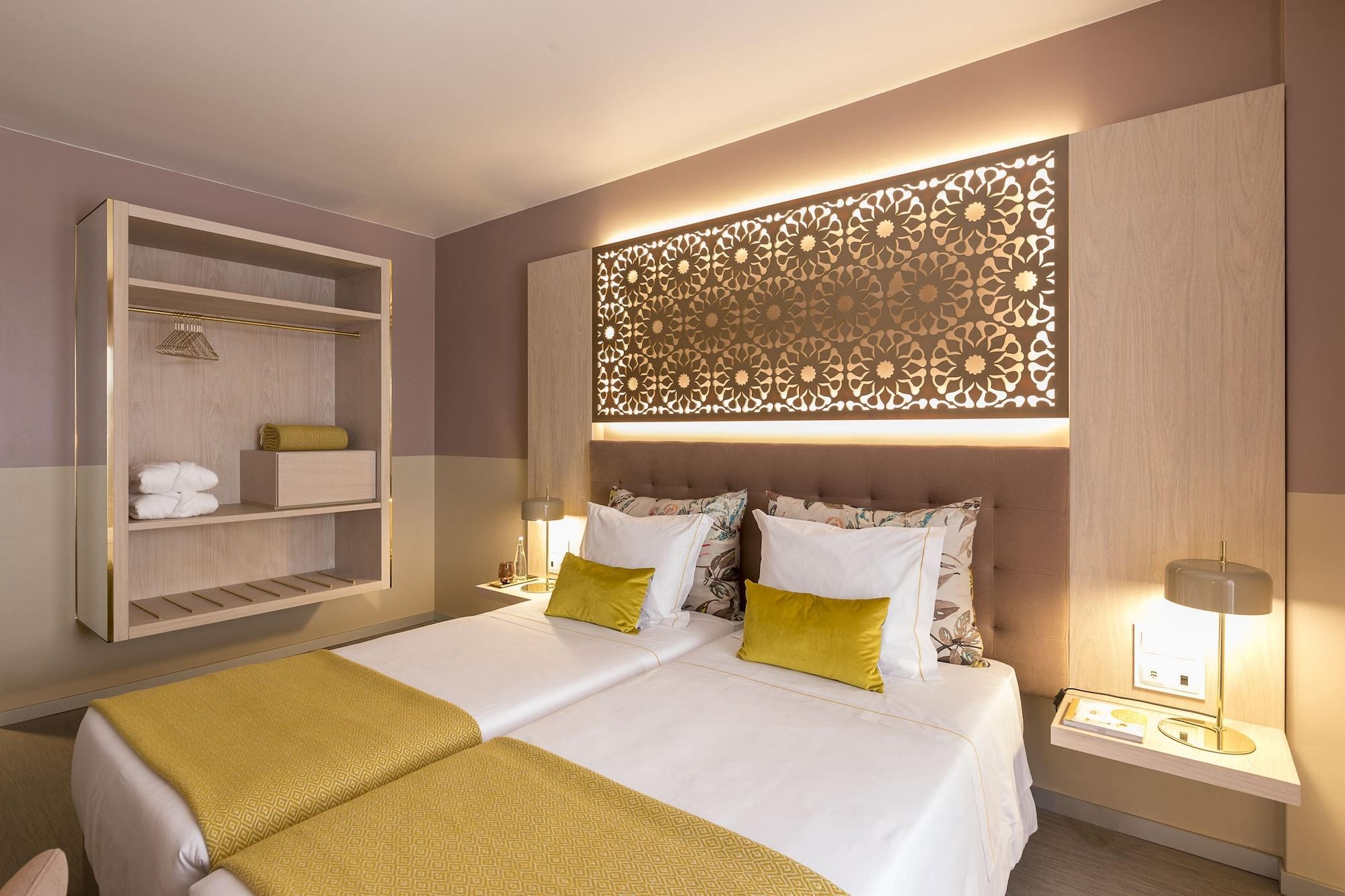 2 Bedrooms, Connecting, Deluxe