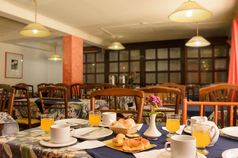 M382 Hotel Bariloche 44/51