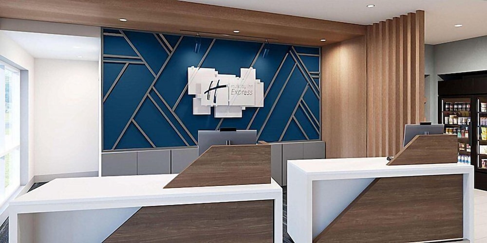 Holiday Inn Express Gloucester An Ihg Hotel 8/32