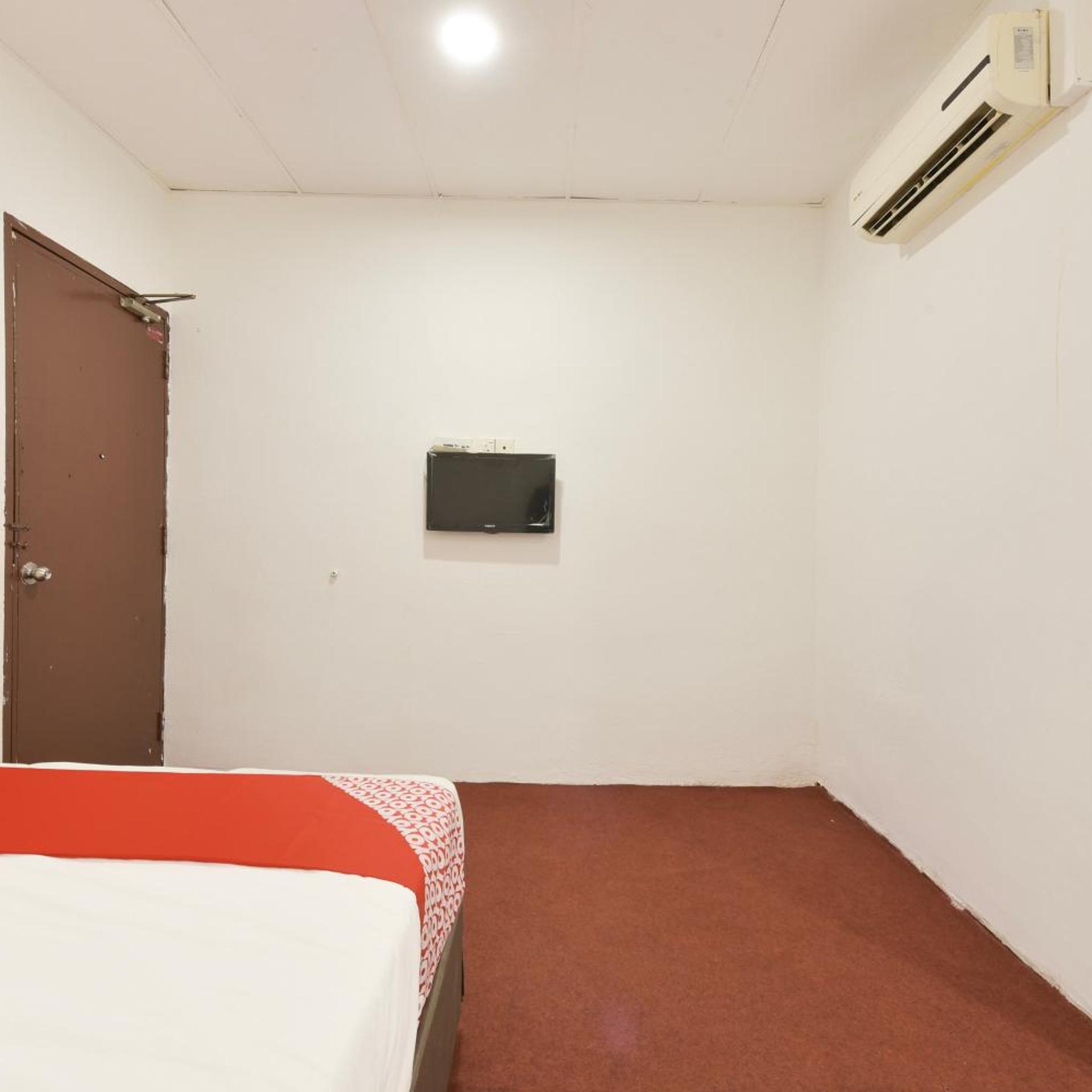 Hotel O Gest Inn 24/48