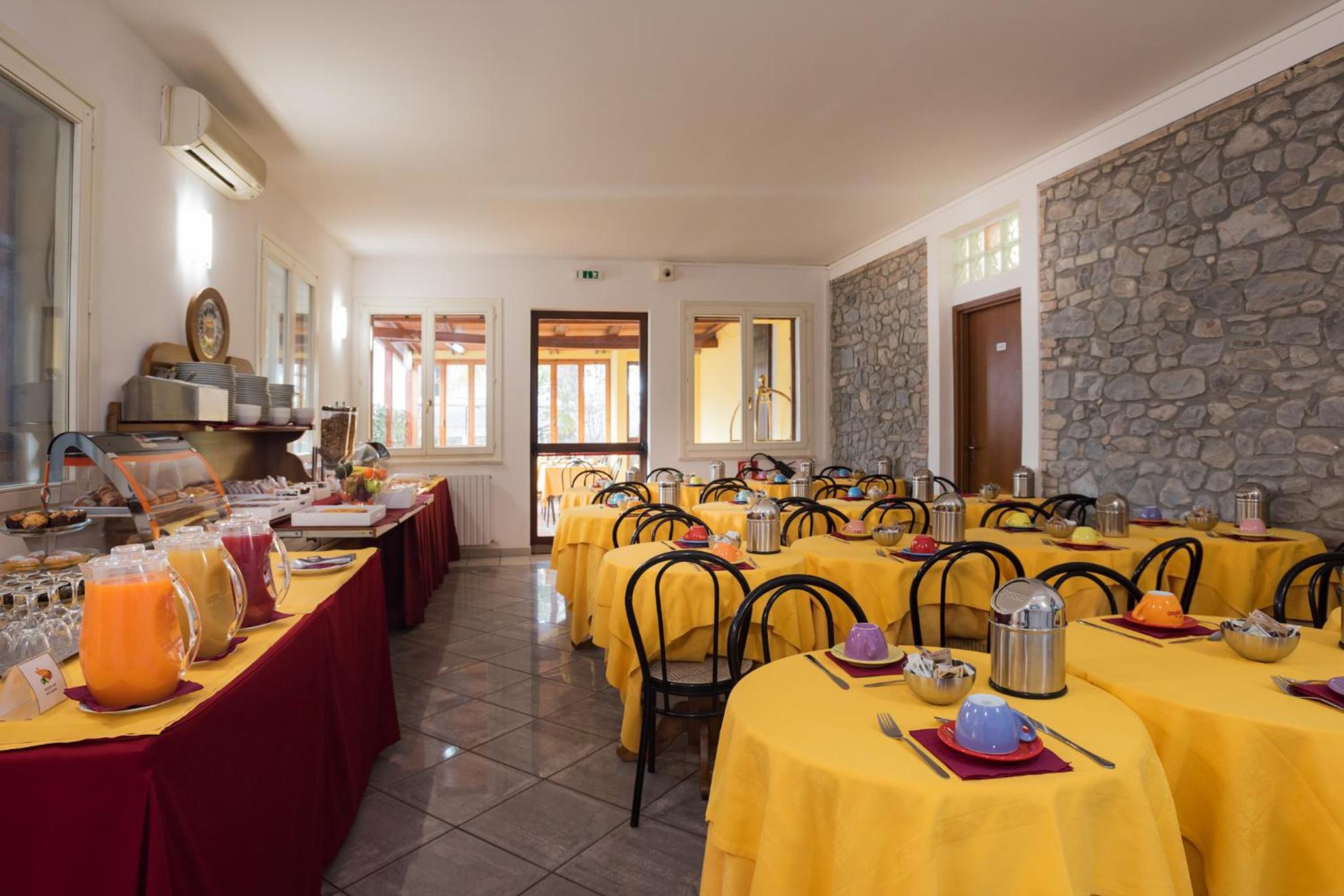 Hotel Villa Molinari 53/58