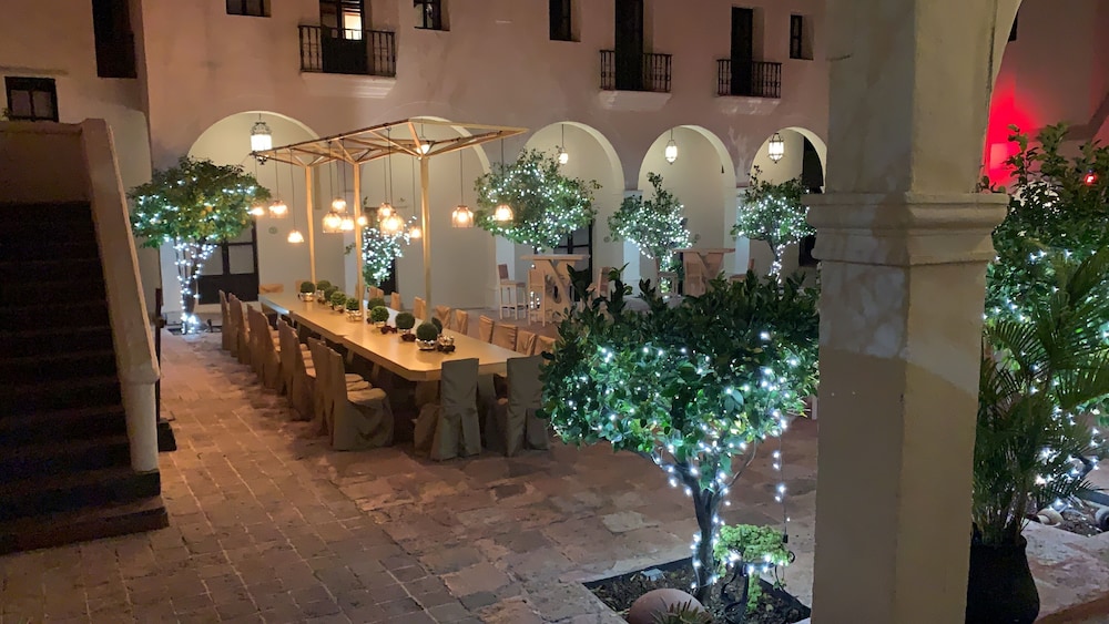 Meson de La Merced Hotel And Suites 37/38