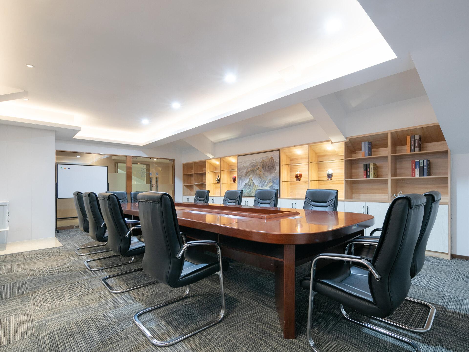 Lavande Hotel (Wuhan Yangluo subway station store) 43/47