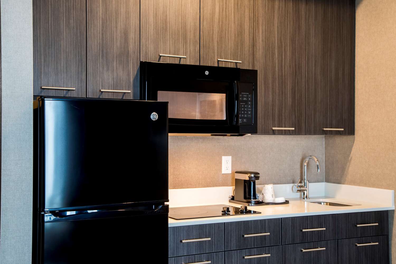 WINGATE BY WYNDHAM KAMLOOPS 38/39