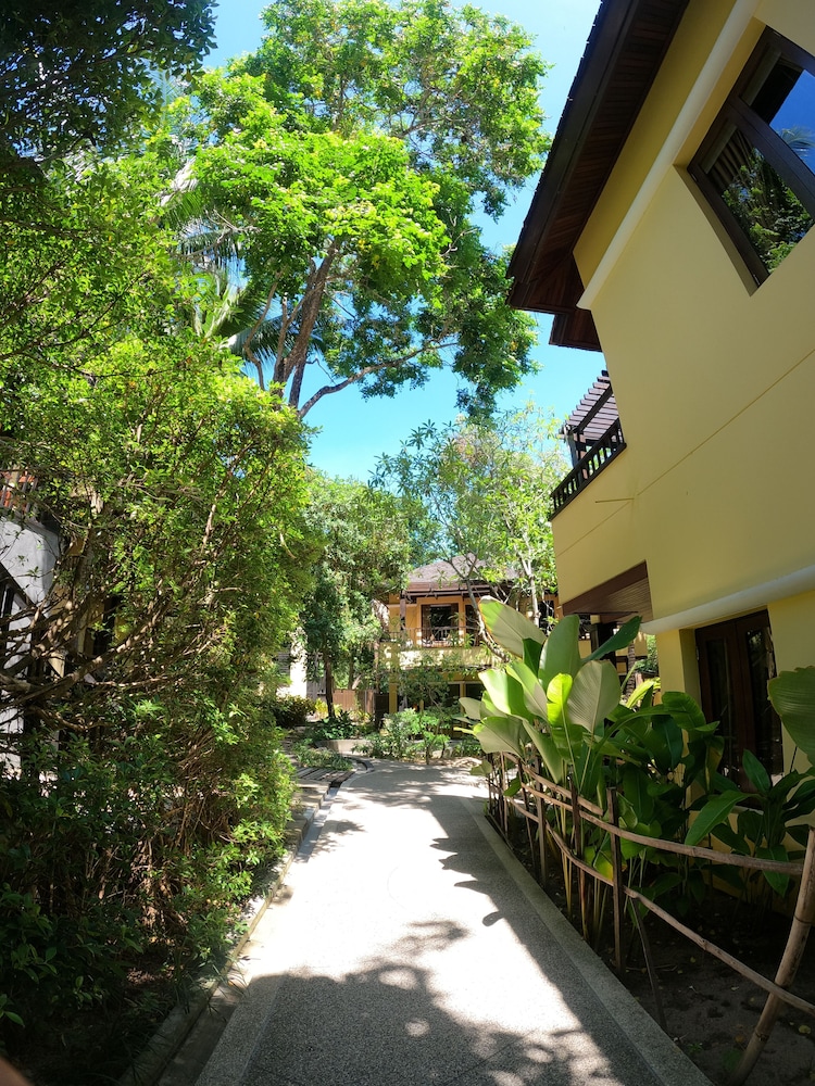 Chantaramas Resort and Spa 7/69