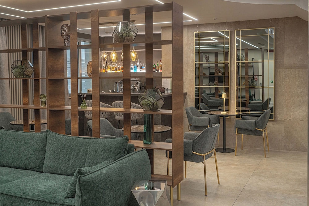 Club Meeting Hotel 46/64