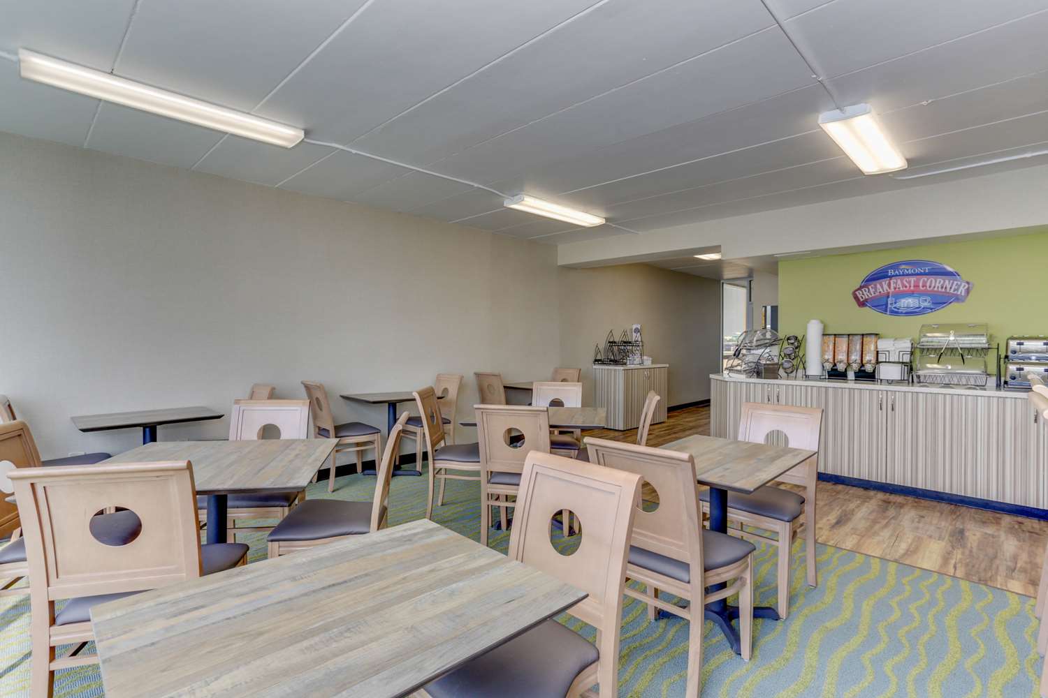 Moxy Virginia Beach Oceanfront 7/9