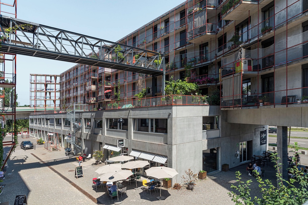 Hotel ZwiBack 18/25