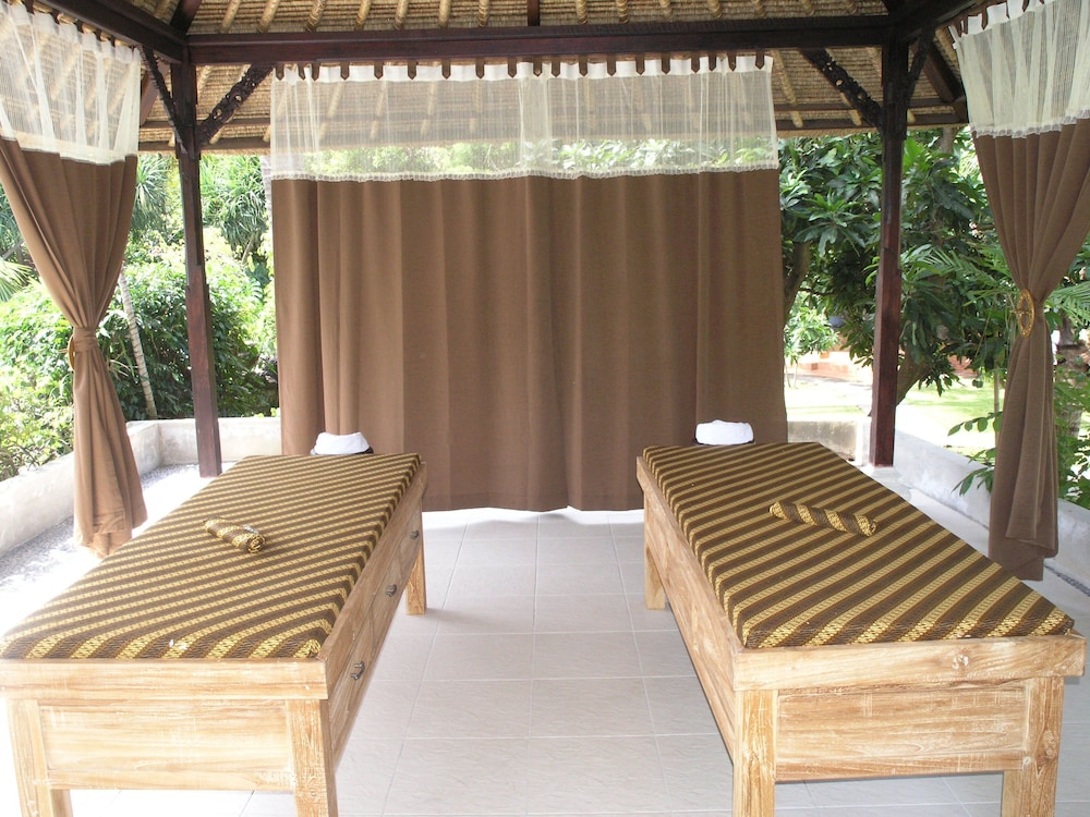 Palm Beach Hotel Bali 22/38