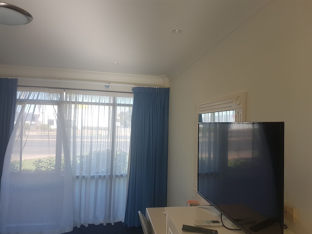 Acacia Motel Griffith 20/35