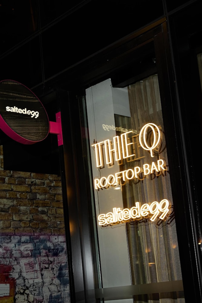 Quincy Hotel Melbourne in MELBOURNE