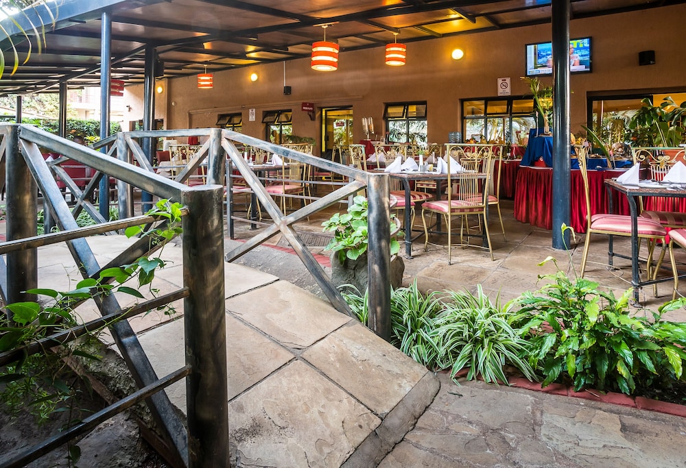 PrideInn Westlands Luxury Boutique Hotel 60/63