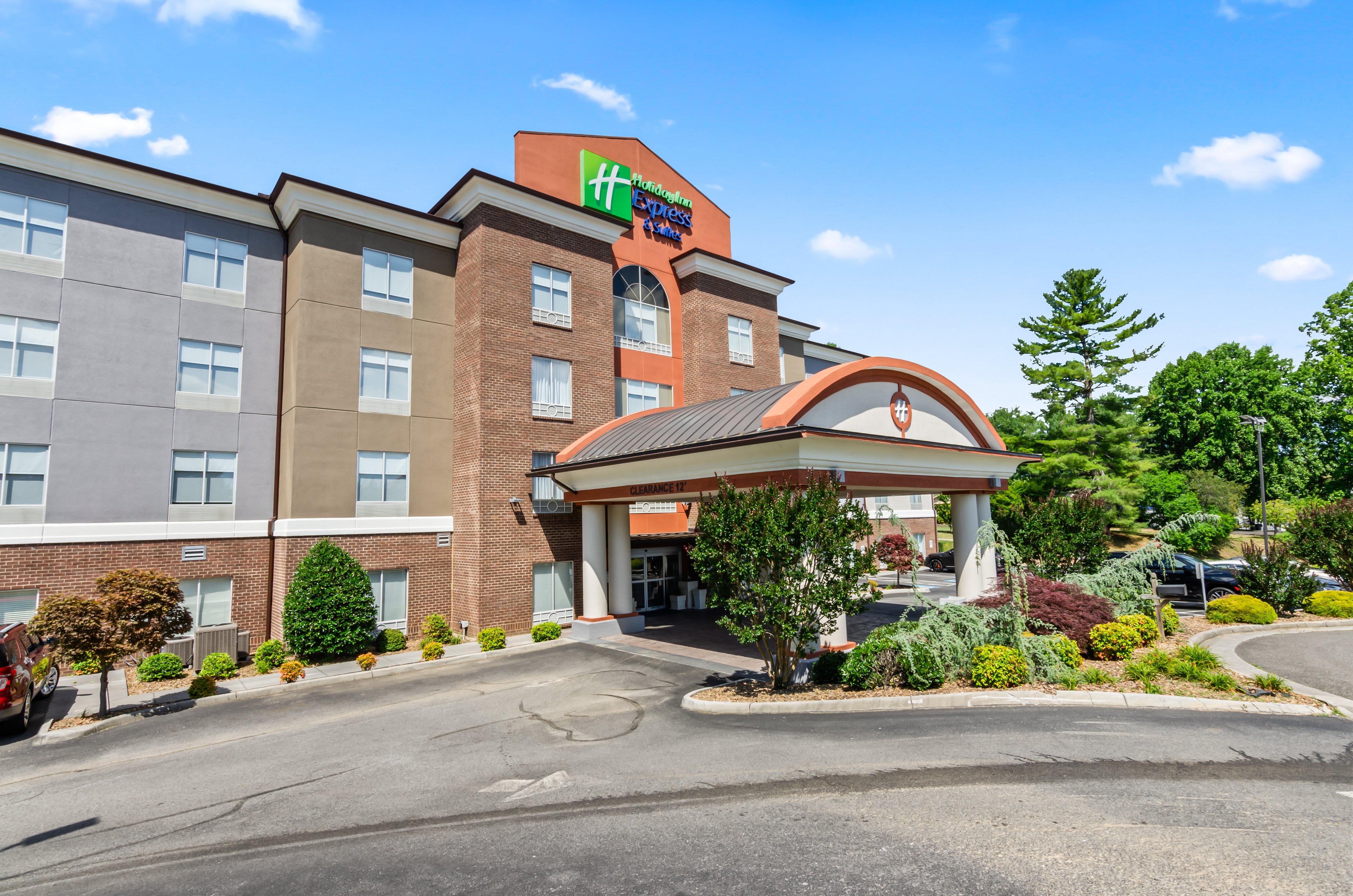 Holiday Inn Express Hotel And Suites Wytheville 71/74